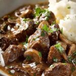 Slow Cooker Beef Stroganoff